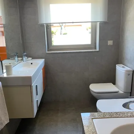 別荘 Casa Completa En El Centro De Valenca Do Minho ヴァレンサ